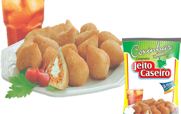 Coxinha de Frango com Requeijão